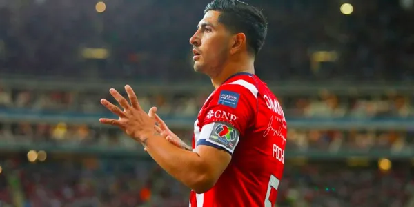 Fue suspendido para el Clásico Tapatío, lo que hacía Víctor Guzmán mientras Chivas empató con Atlas