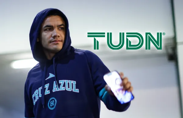 Gabriel Fernández, volvió a saltar en el banquillo de suplentes para el duelo ante Rayados.