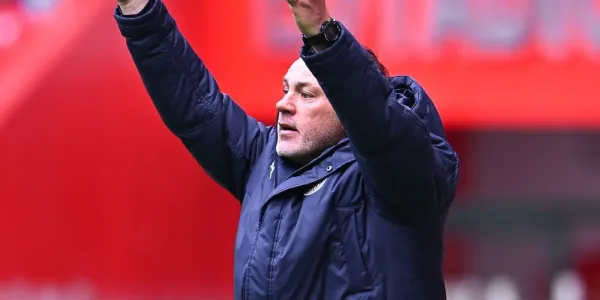 Gabriel Milito contó con un error ante Toluca que terminó en la derrota del Rebaño Sagrado