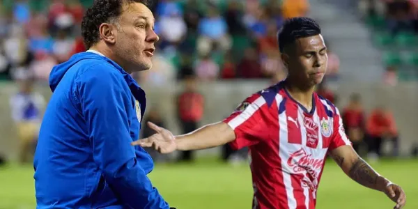 Gabriel Milito junto a Efraín Álvarez / FOTO TUDN