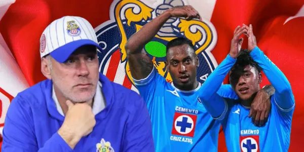 Gabriel Milito junto a futbolistas de Cruz Azul / FOTO FACEBOOK