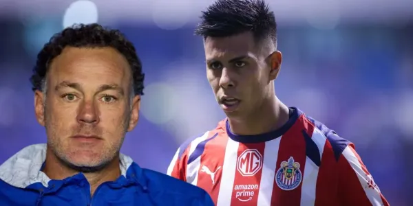 Gabriel Milito le dio un "jalón de orejas" a Efraín Álvarez