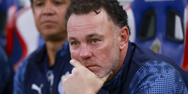 Gabriel Milito responde al papel de Armando González y sorprende por su franqueza al hablar del delantero de Chivas