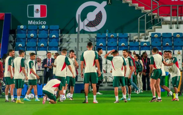 Gerardo Martino fue captado durante el entrenamiento del Tri previo al duelo de Argentina.