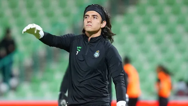 Gerardo Martino ha dejado fuera a Carlos Acevedo y no renueva la portería de la Selección Mexicana, y sería por esta millonaria razón.