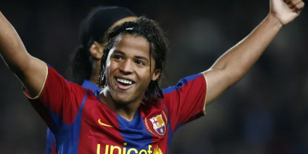 Giovani Dos Santos con la indumentaria del FC Barcelona / FOTO Getty Images