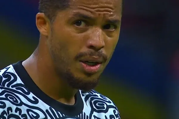 Giovani Dos Santos reaccionó al golazo de Richard Sánchez para emparejar el marcador frente al Necaxa