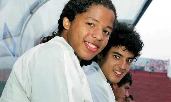 Giovani dos Santos y Carlos Vela en la selección sub 17 / Medio Tiempo