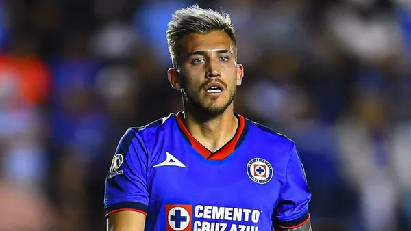 Gonzalo Piovi está siendo tentado por Boca jrs y otro defensor de Cruz Azul no quiere salir | Foto: Cruzazul