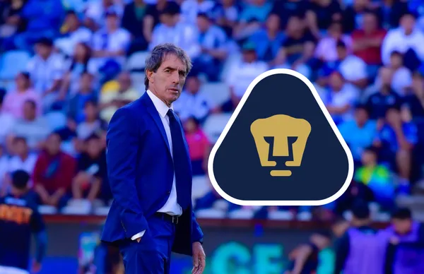 Guillermo Almada y escudo de Pumas/Foto Pachuca.