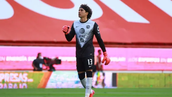 Guillermo Ochoa con la camiseta del Club América. (Foto: El Club América)