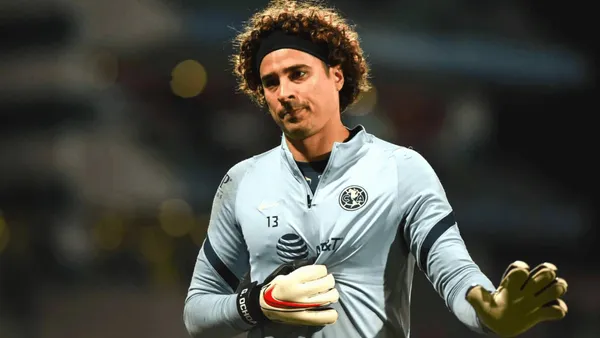 Guillermo Ochoa empieza a poner condiciones para jugar con el América.