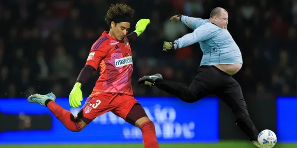 Guillermo Ochoa en Portugal (Fuente: Récord.pt)