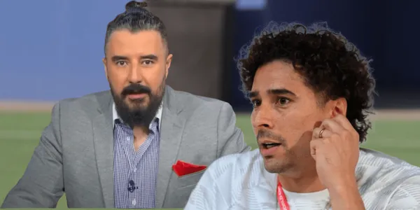 Guillermo Ochoa está en blanco de críticas, una de ellas, de Álvaro Morales