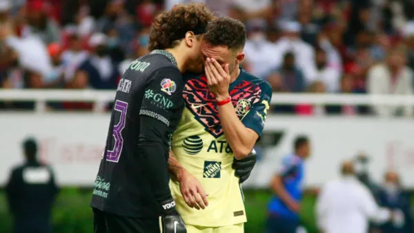 Guillermo Ochoa está en planes de renovación, pero si firma uno de los jugadores del América se marcharía