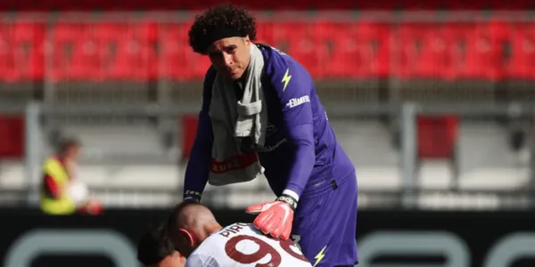 Guillermo Ochoa fue suplente en el partido entre Salernitana y Cagliari