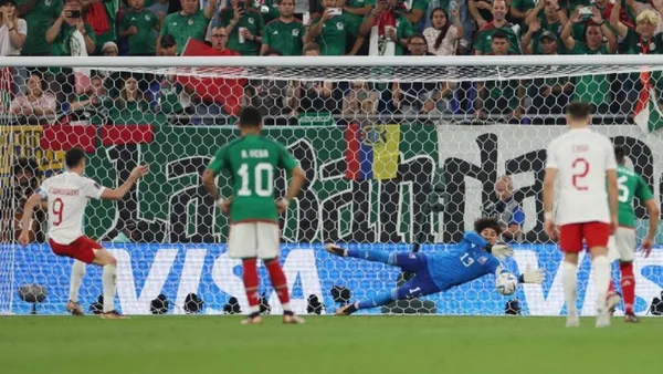 Guillermo Ochoa le atajó el penal a Polonia, pero ha salido a la luz quién es el hombre que le dio la clave para atajarlo.