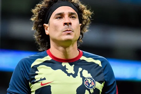 Guillermo Ochoa publicó una fotografía que levantó la polémica nuevamente en las redes sociales