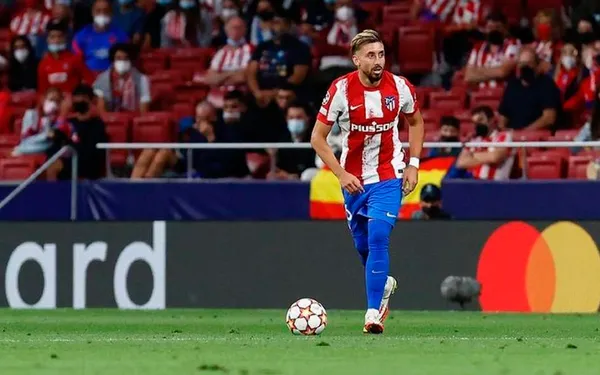 Héctor Herrera no estaría contento con estar en la banca del Atlético y un equipo de la Liga MX aprovecharía la situación.