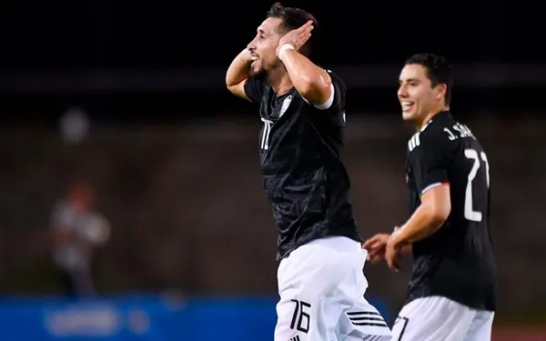 Héctor Herrera ya fue superado por este jugador pero Gerardo Martino le cierra las puertas para proteger a Herrera.