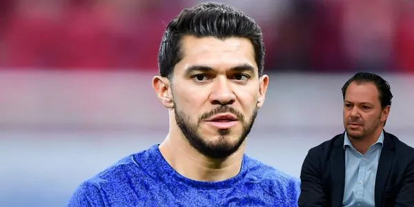 Henry Martín antes de un partido. Foto: Récord.