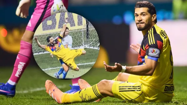 Henry Martín quejándose con el arbitraje tras el penal que le cometieron ante Puebla