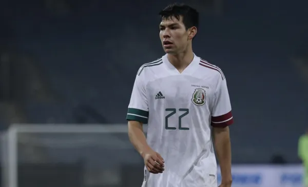 Hirving Lozano con la playera de México (Fuente: Mexsports)