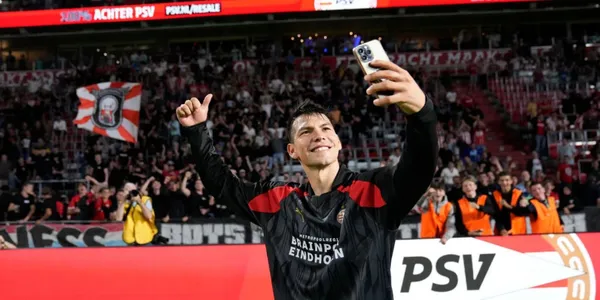 Hirving Lozano se encuentra preparándose para su partido ante el Arsenal, correspondiente a la Jornada 1 de la Champions League