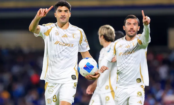 Ibañez celebra un gol con el combinado de Tigres (Fuente: Mexsports)