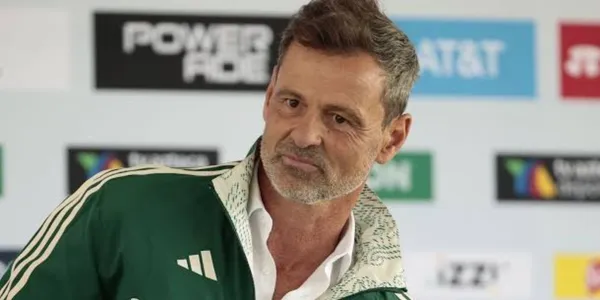 iego Cocca empieza a sufrir los estragos de ser el DT de la Selección Mexicana.