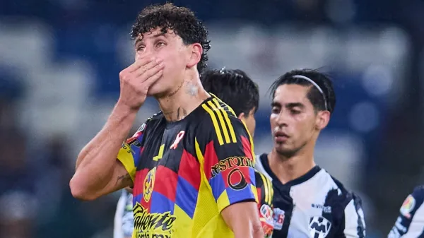 Igor Lichnovsky en el Club América ante Rayados