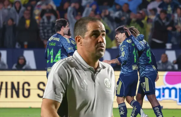 Igor Lichnovsky, volvió a ser la parte más débil del conjunto azulcrema en el duelo ante LA Galaxy/ Foto Club América.