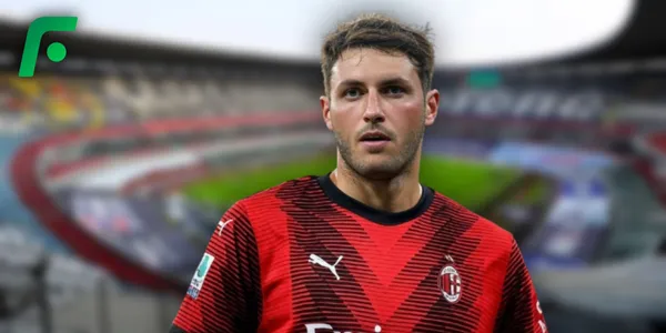 Ilustración de Santiago Giménez con la playera de AC Milan (Fuente: MEXSPORT)