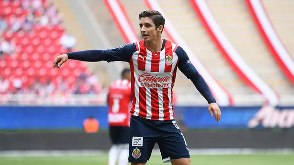 Isaac Brizuela aseguró haber visto mucho talento en uno de los jugadores jóvenes que se sumaron a Chivas para la pretemporada.