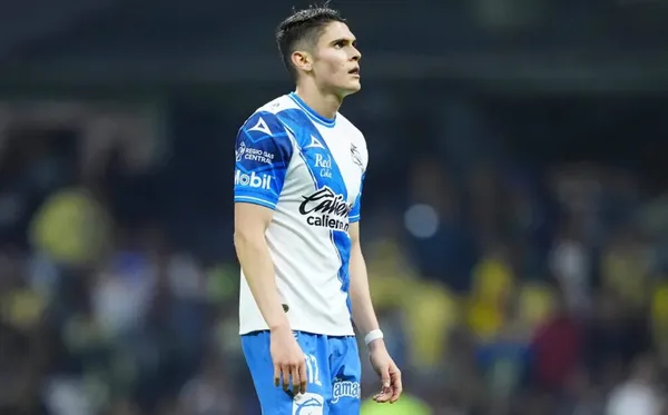 Israel Reyes llega al América y ya se las empieza a ver difícil en Coapa.