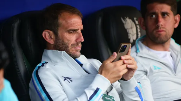 Iván Alonso durante uno de los partidos de Cruz Azul