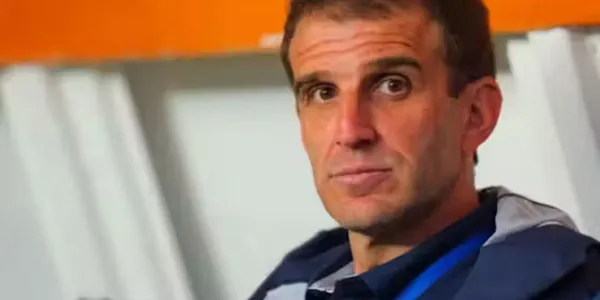 Iván Alonso en un partido de Cruz Azul (Foto: Mexsport)