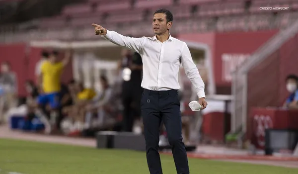 Jaime Lozano llegó al cuadro del Necaxa y no al América como se esperaba.