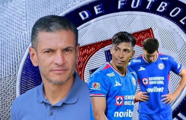 Jaime Lozano y jugadores de Cruz Azul/ Foto Cruz Azul.
