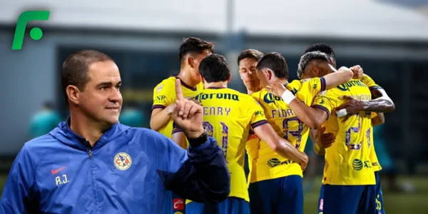 Jardine y jugadores del América (Fuente: MEXSPORT)