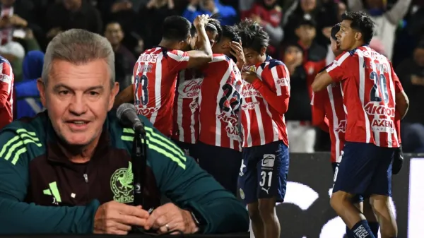 Javier Aguirre con el Tri y jugadores de Chivas festejando un gol