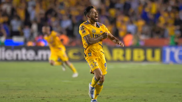 Javier Aquino en Tigres (Foto: Medio Tiempo)