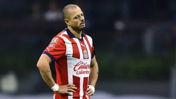 Javier Hernández en Chivas (Foto: MEXSPORT)