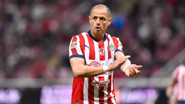 Javier Hernández en Chivas (Foto: MEXSPORT)