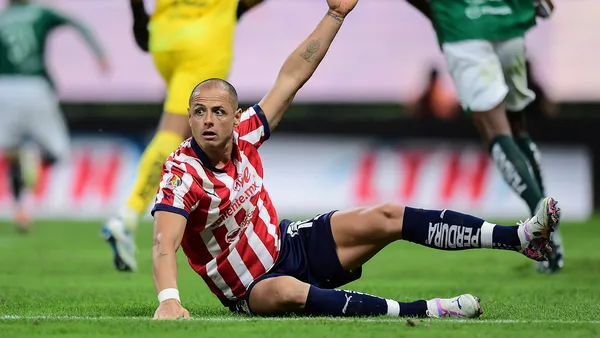 Javier Hernández ha sido blanco de la crítica de la prensa / Foto: Mex Sport