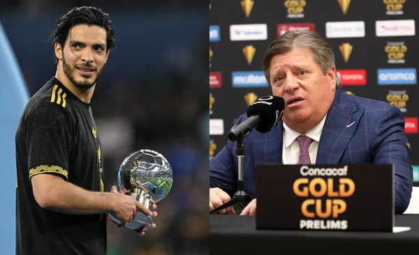 Jiménez recibe trofeo, a la derecha, Herrera en conferencia (Fuente: Mexsports)