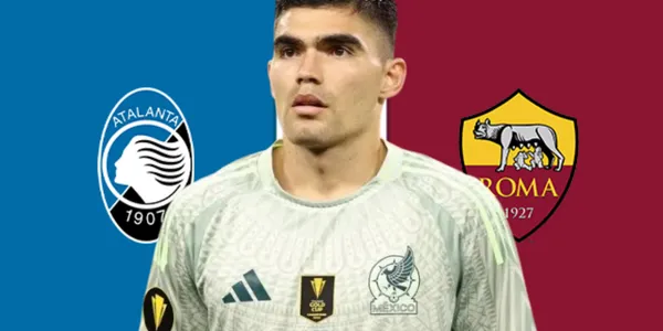 Johan Vásquez junto al escudo de Atalanta y Roma / FOTO GOAL