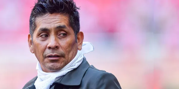 Jorge Campos como comentarista de TV Azteca Deportes (Fuente: Diario Marca)