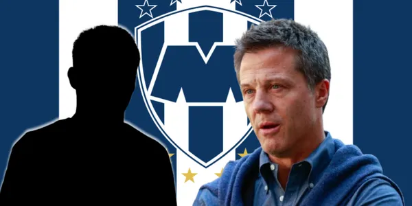 José Antonio Noriega junto a futbolista incógnito / FOTO DIARIO AS