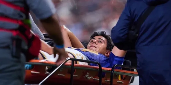 José Juan Macías saliendo del Rayados vs Pumas / FOTO X